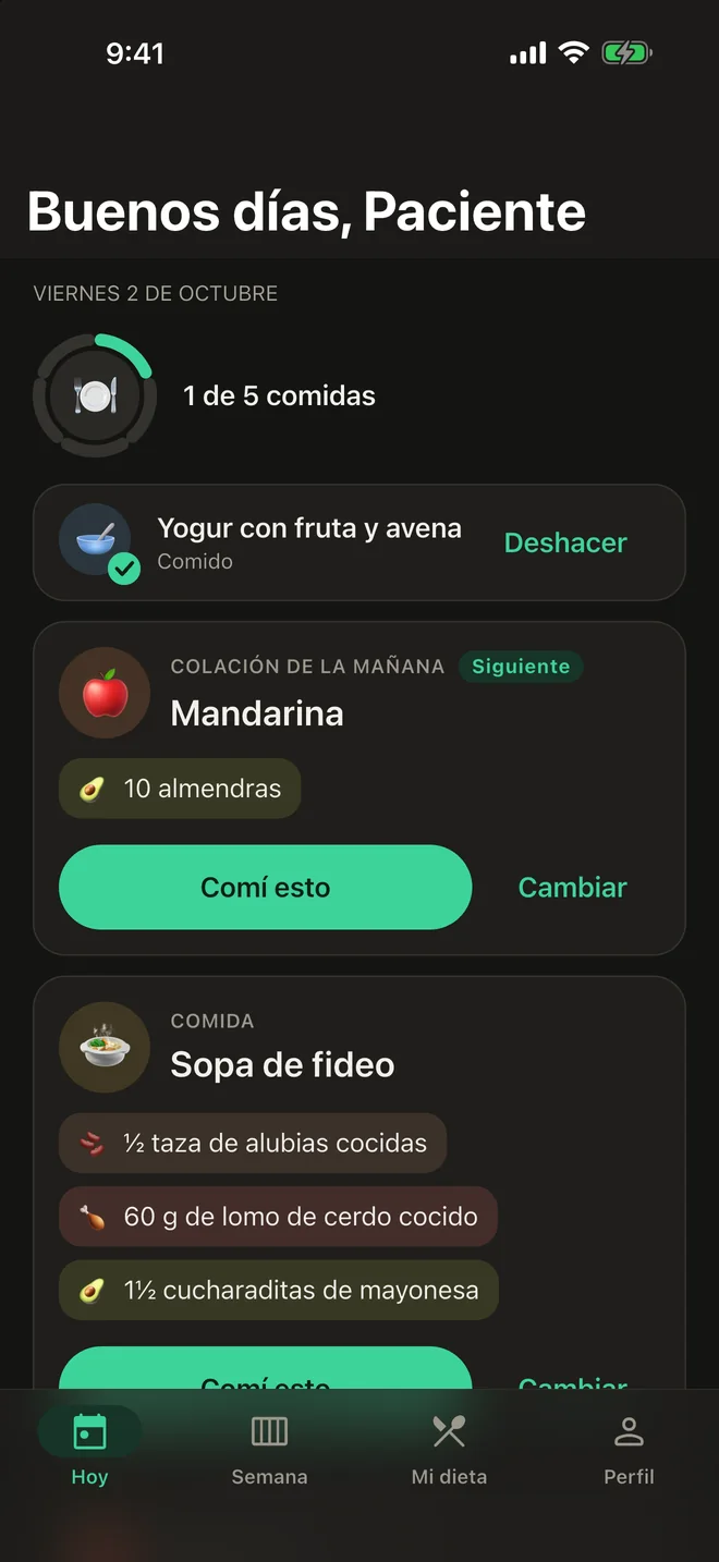 Pantalla Hoy de Kineat: el desayuno ya marcado como comido, el avance del día y las siguientes comidas con sus porciones.