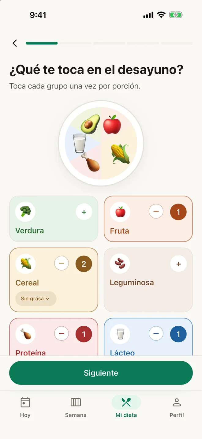 Pantalla de Mi dieta: un plato que se llena con emojis de verdura, fruta, cereal, proteína y lácteo, y tarjetas por grupo de alimentos.